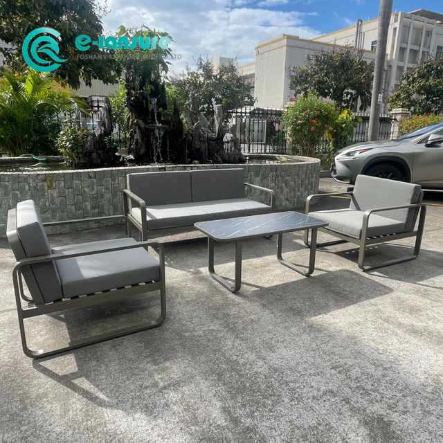 Minimalsit Garden Furniture Quality Aluminum Frame Sofa Set All Weather Patio Sofa Chair With Coffee Table Set for Villa Home Courtuard