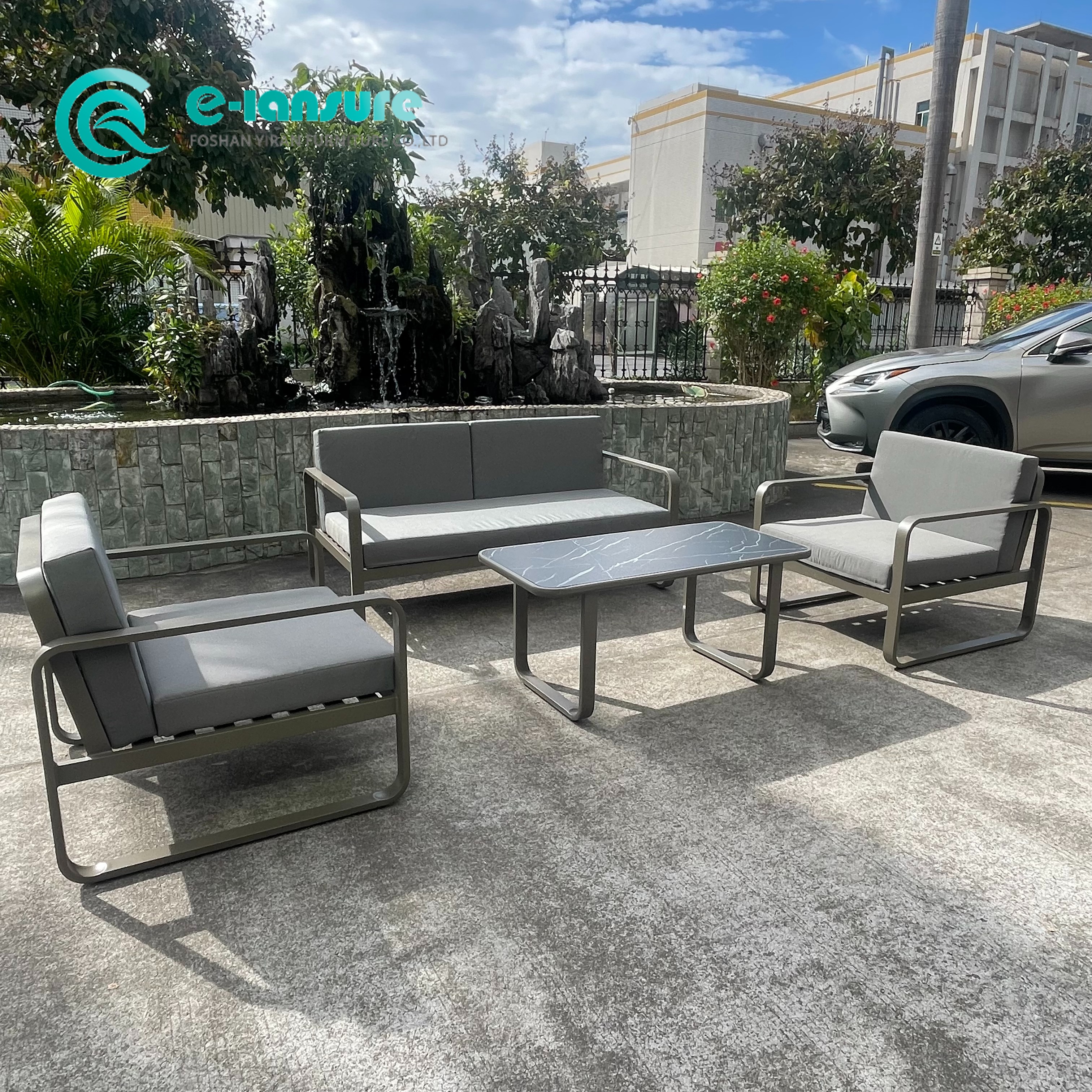 Minimalsit Garden Furniture Quality Aluminum Frame Sofa Set All Weather Patio Sofa Chair With Coffee Table Set for Villa Home Courtuard