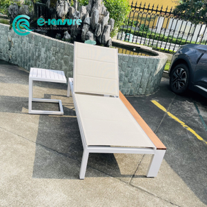 Simple Style Outdoor Garden Furniture Aluminum Sunbed with Textilene Fabric Poolside Teakwood Sun Lounger For Garden Courtyard