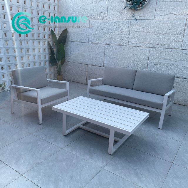Nordic Style Outdoor Sofa Furniture Aluminum Frame Sofa Chair with Coffee Table Set All Weather Garden Sofa Set for Home Villa Courtyard