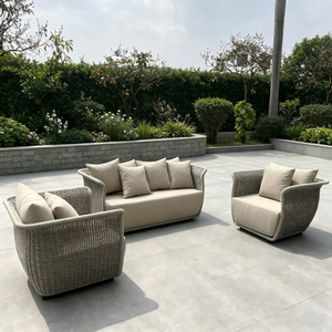 Minimalist Outdoor Garden Furniture Aluminum Frame Sofa with Coffee Table Elegant Rope Weaved Sofa Chair For Hotel Courtyard