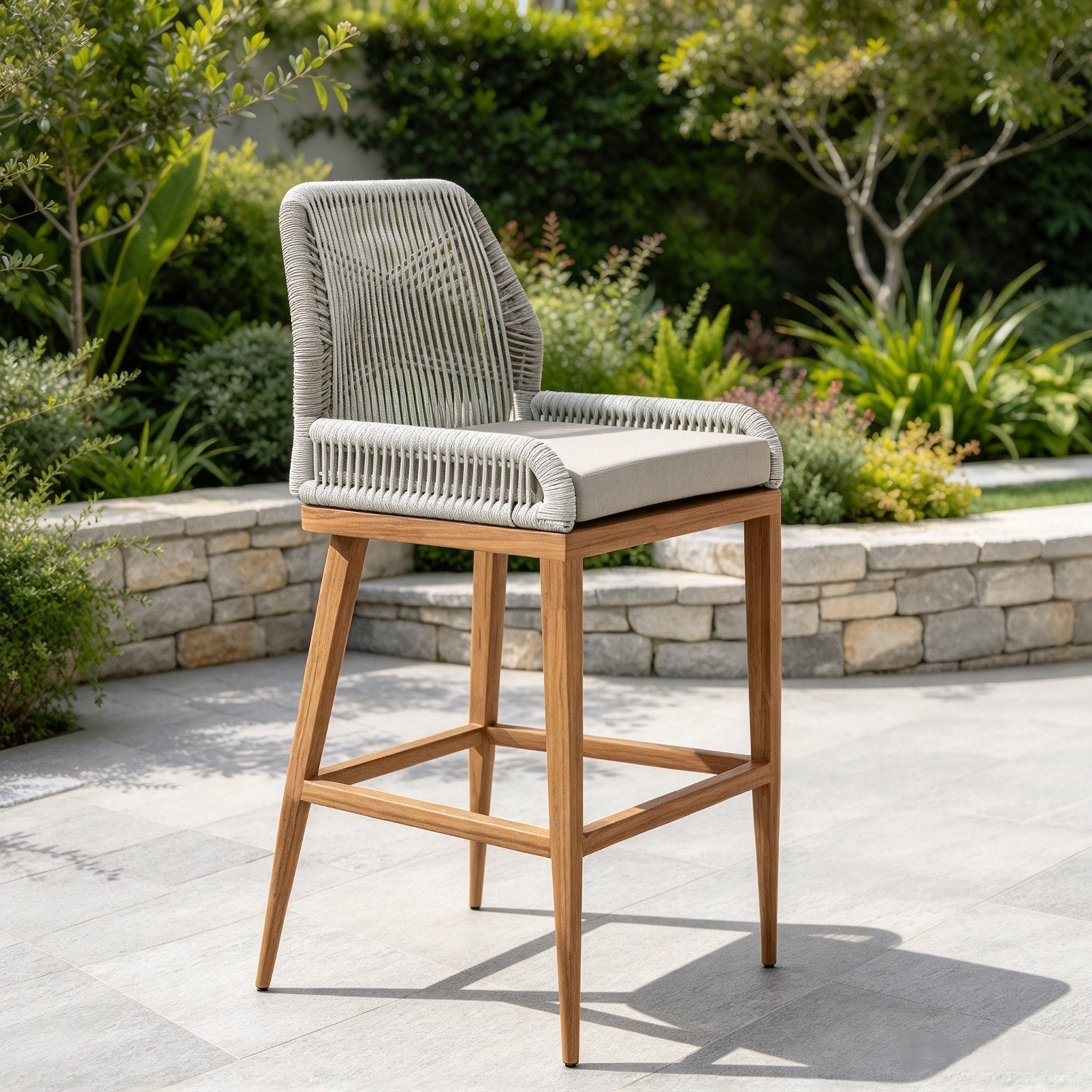 Retro Style Garden Furniture Teak Wood Frame Bar Chair Elegant Patio Rope High Bar Stool for Outdoor Restaurant 