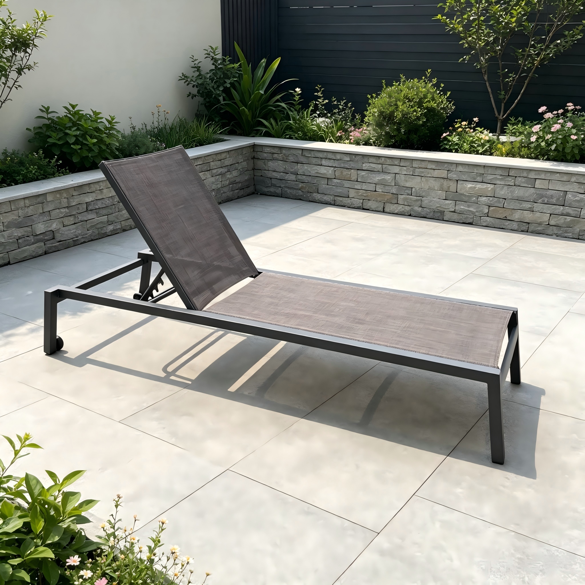 Modern And Minimalist Outdoor Aluminum Sun Lounger With Waterproof Fabric Patio Chaise Lounge Chair for Home Garden Courtyard