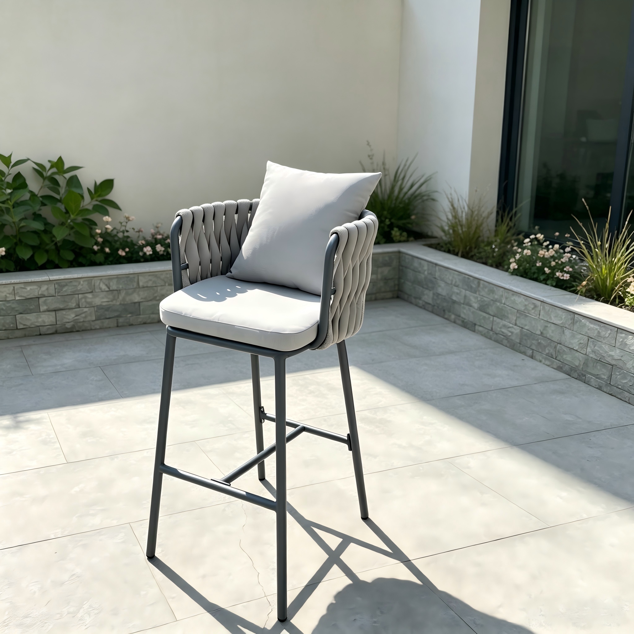 S&eacute;rie de meubles de vente chaude chaise de Bar de jardin en plein air cadre en aluminium chaise &agrave; dossier haut tabouret de Bar en corde grise avec coussin