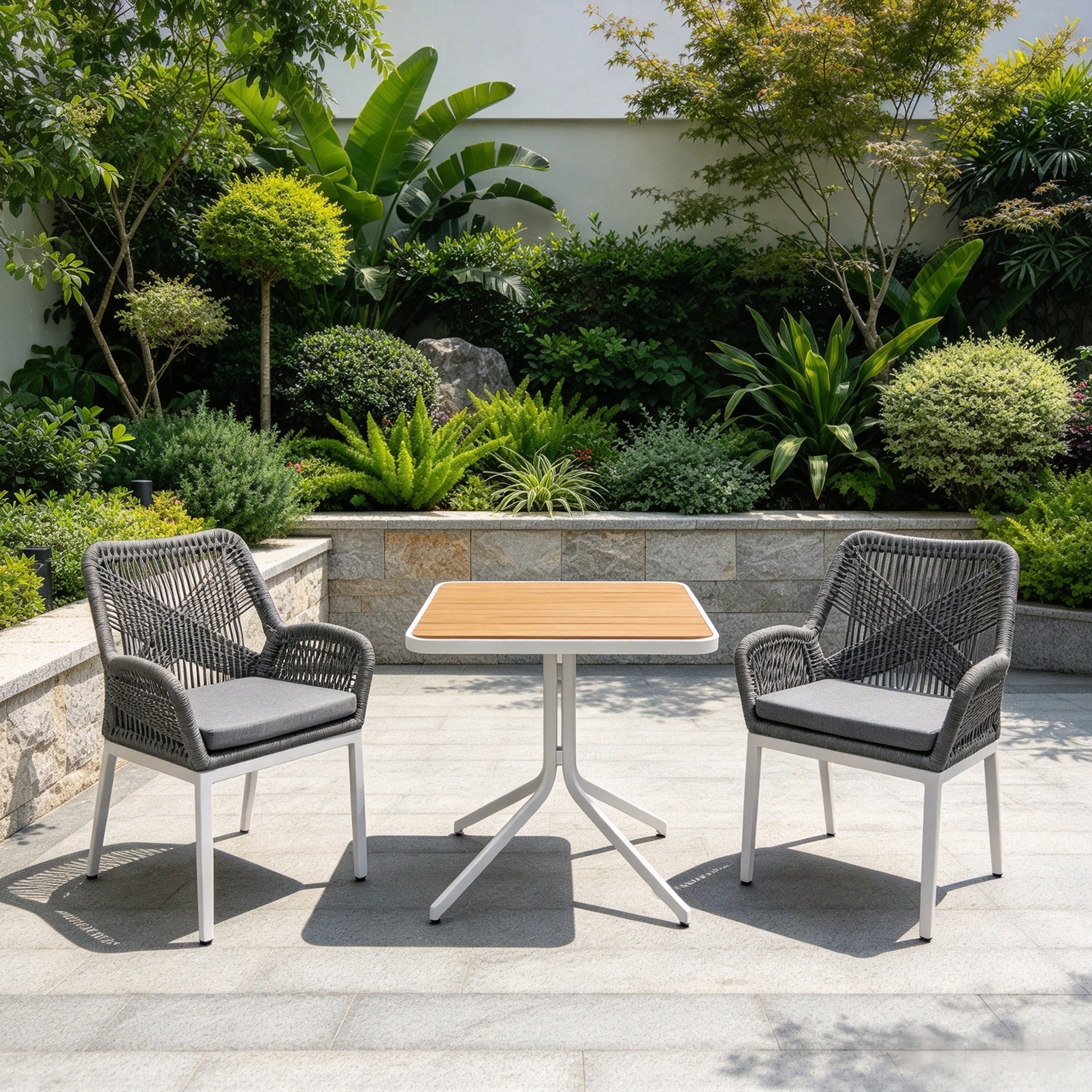 Muebles de restaurante al aire libre modernos y minimalistas, juego de comedor de jard&iacute;n 2 + 1, silla de comedor de cuerda con mesa cuadrada de madera contrachapada