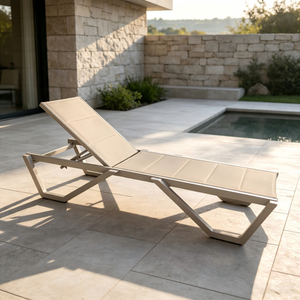 Minimalist Outdoor Furniture Powder Coated Aluminum Frame Chaise Lounge Chair Poolside Sun Lounger Weatherproof Sunbed For Hotel Patio