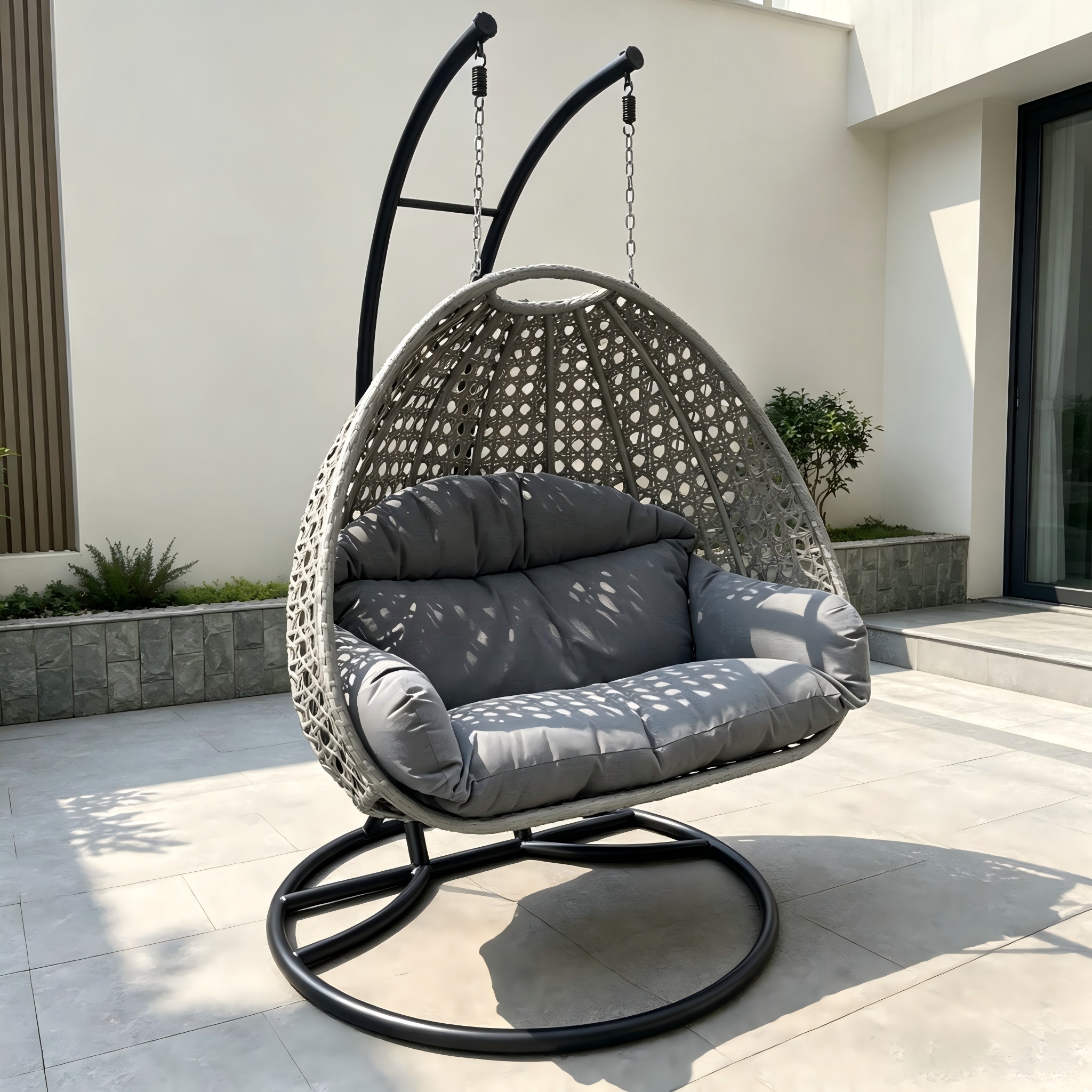Nordic Style Outdoor Garden Furniture High Quality Aluminum Frame Rattan Swing Chair With Durable Metal Base for Home Hotel Backyard