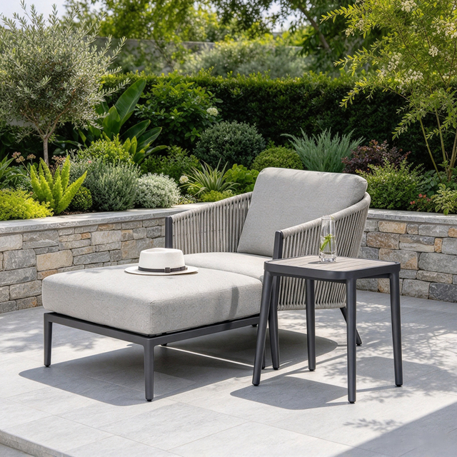 Courtyard Aluminum Furniture Leisure Chair With Ottoman Waterproof Farbic Single Chair Rope Lounge Chair